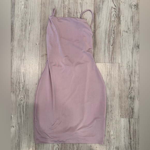 Chic Mauve Asymmetrical Dress - Picture 1 of 3